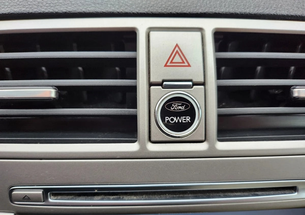Ford Kuga cena 44900 przebieg: 229000, rok produkcji 2012 z Poręba małe 436